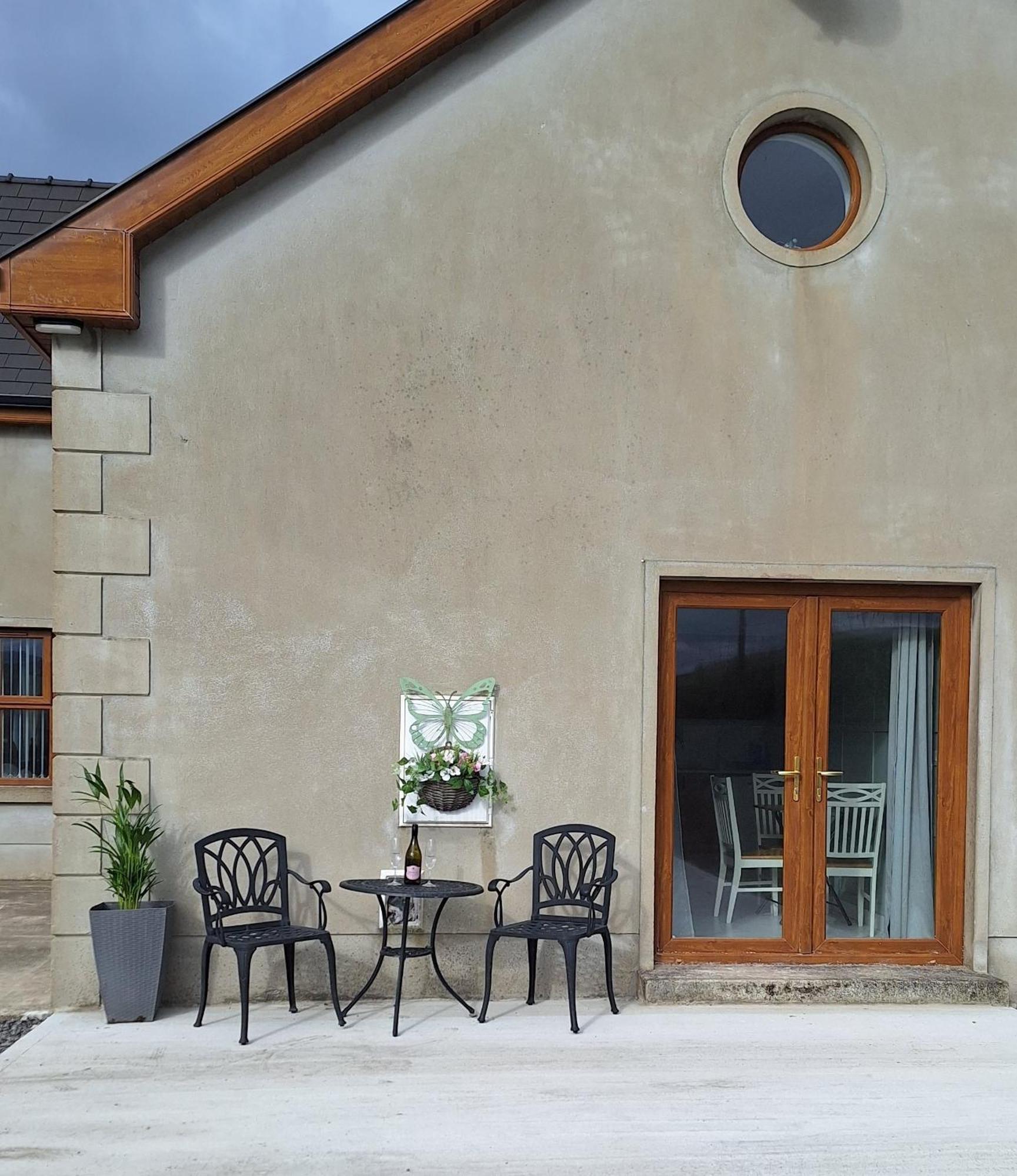 Sandys Shore Apartment Donegal Town Екстер'єр фото
