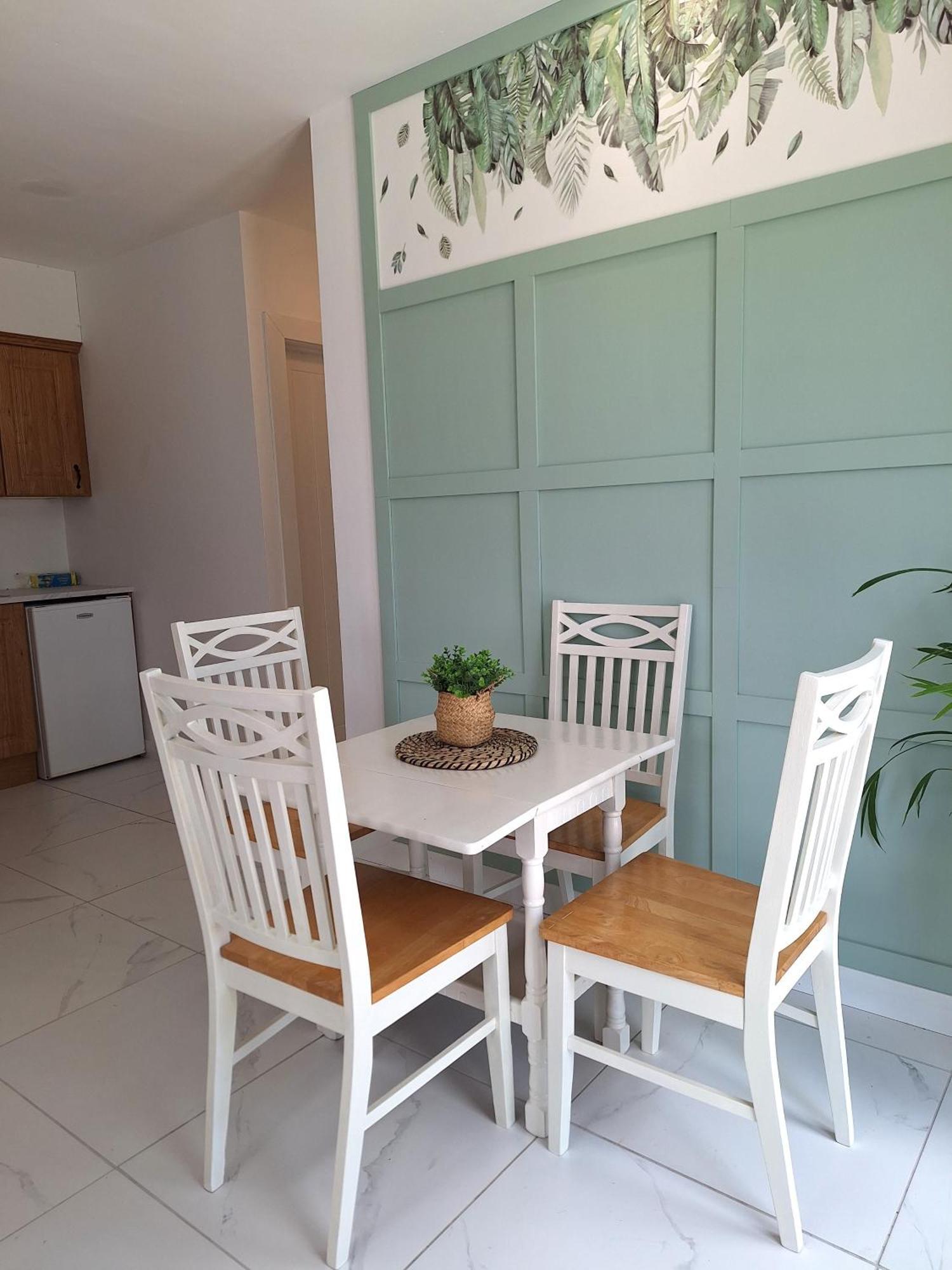Sandys Shore Apartment Donegal Town Екстер'єр фото
