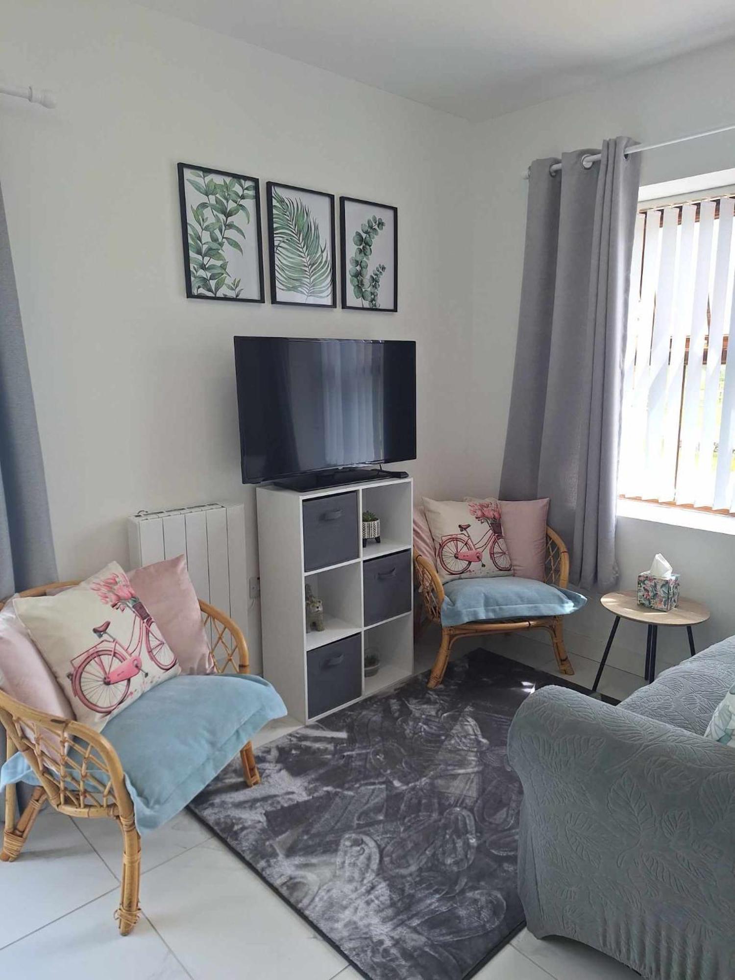 Sandys Shore Apartment Donegal Town Екстер'єр фото