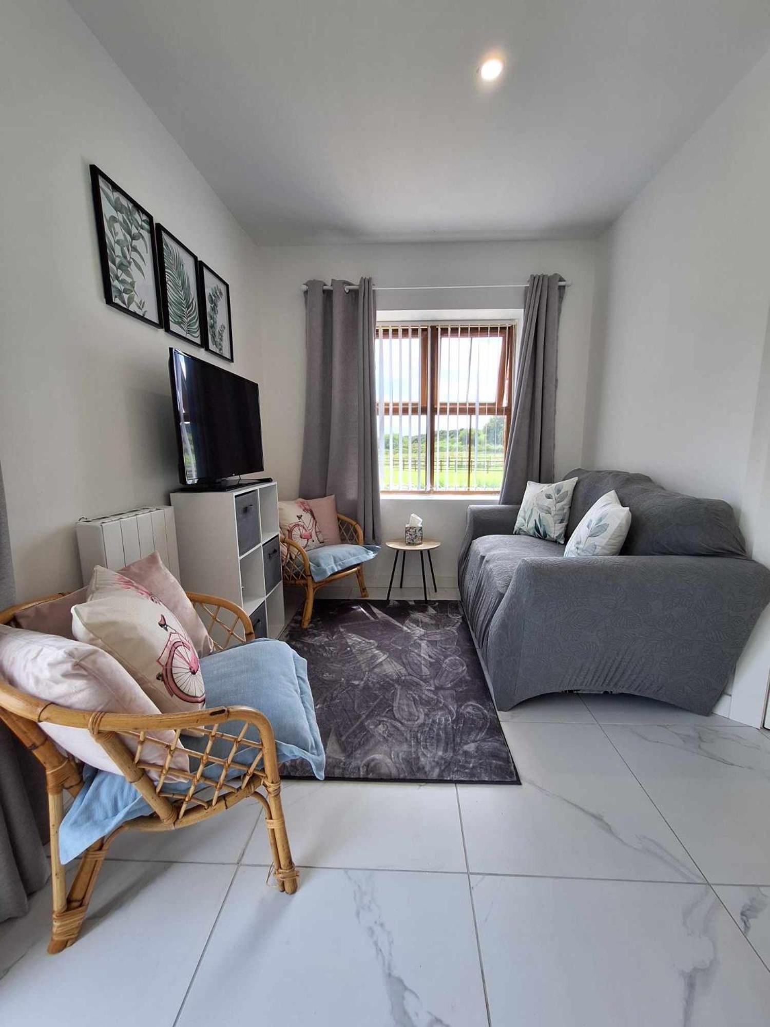 Sandys Shore Apartment Donegal Town Екстер'єр фото